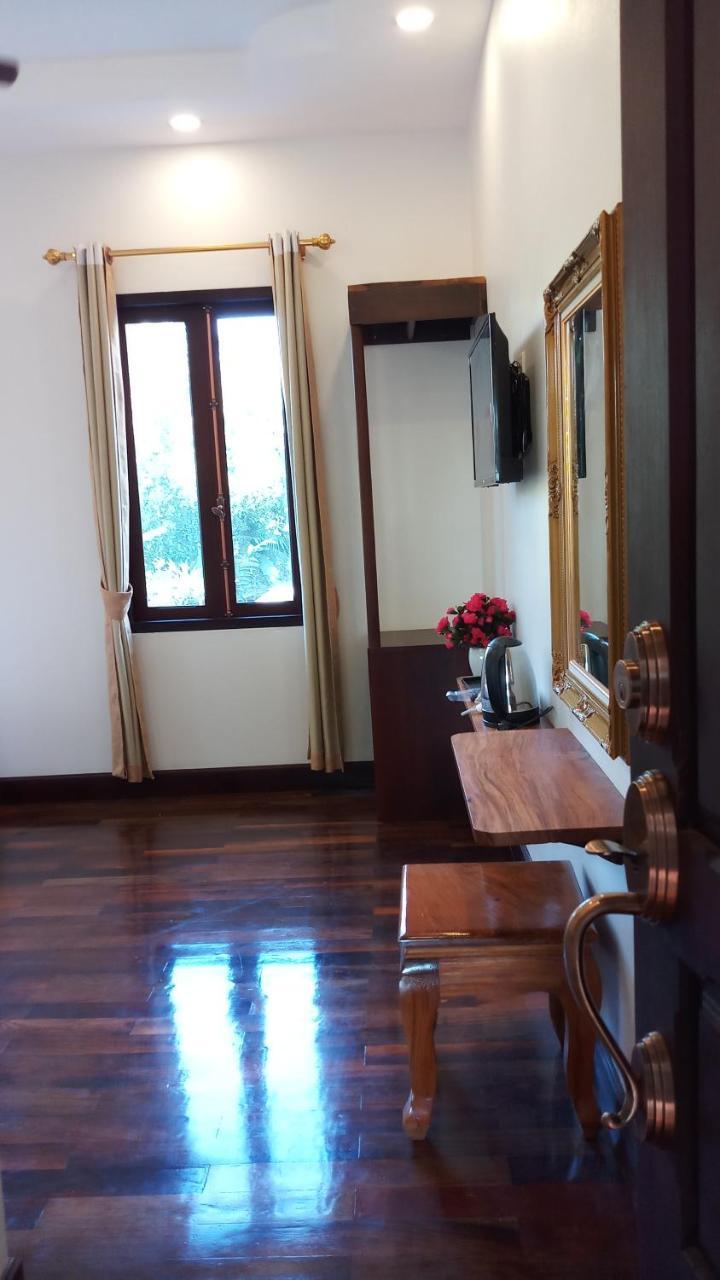 Villa Bouathong Hotels Luang Prabang Extérieur photo